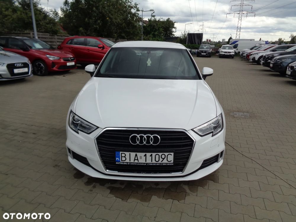 Audi A3 Sportback - 3