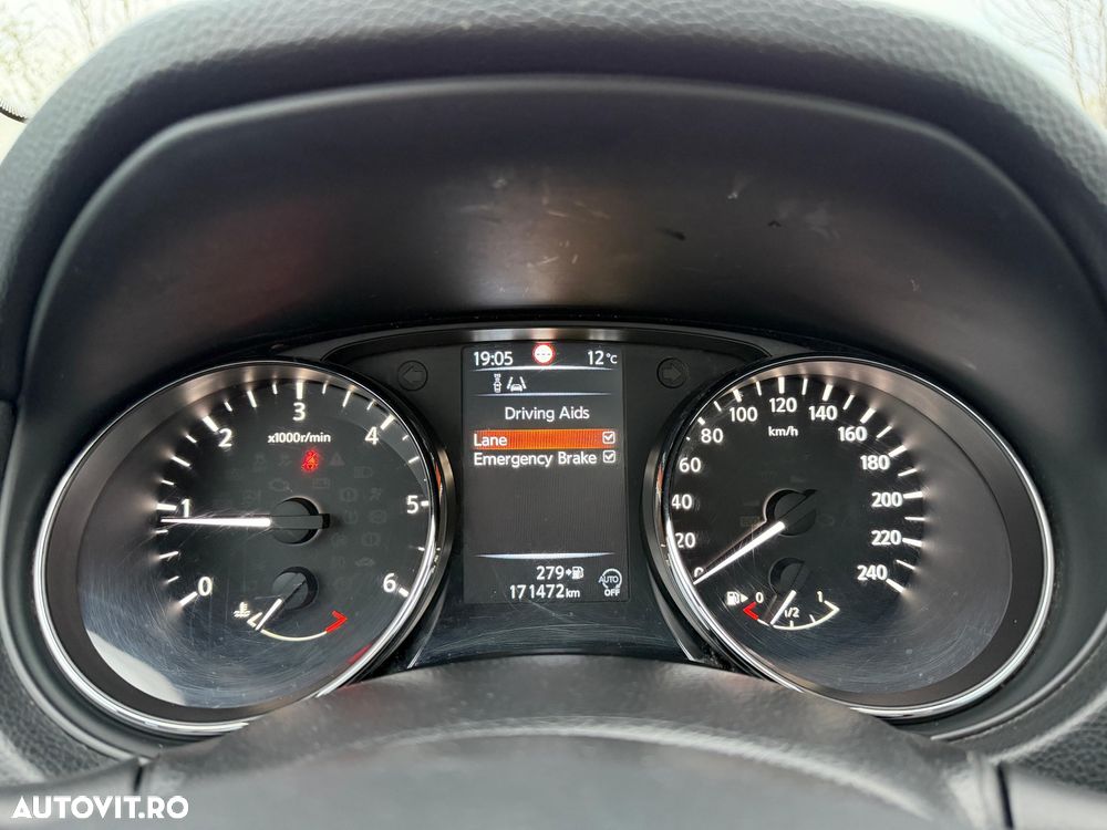 Nissan Qashqai 1.6 DCI TEKNA - 20