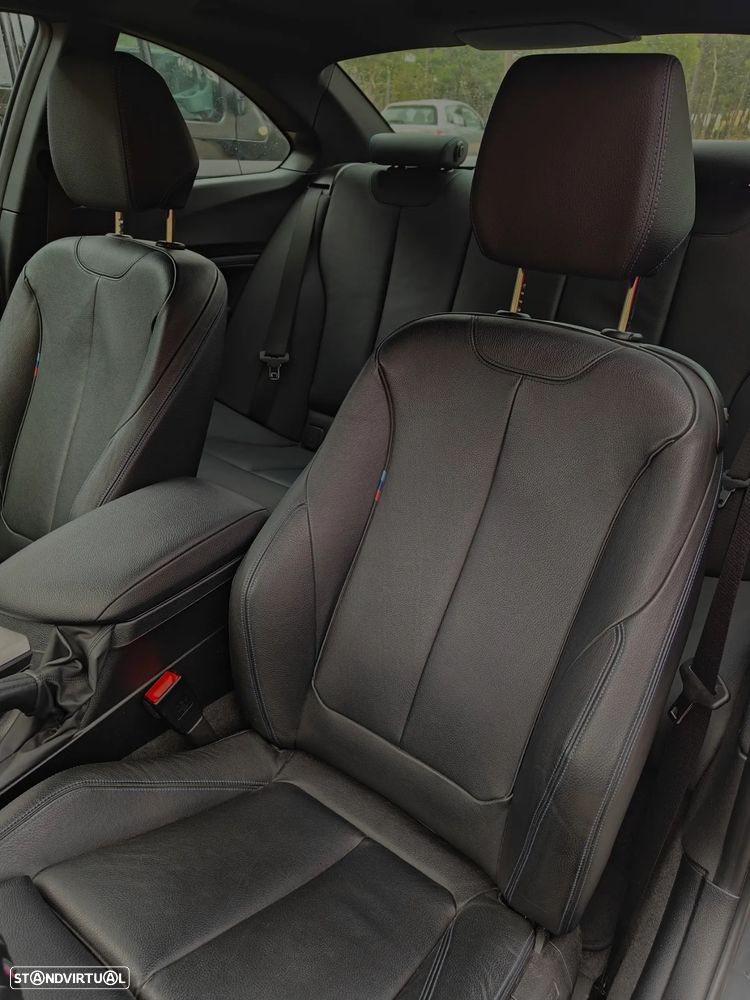 BMW M240i Auto - 10