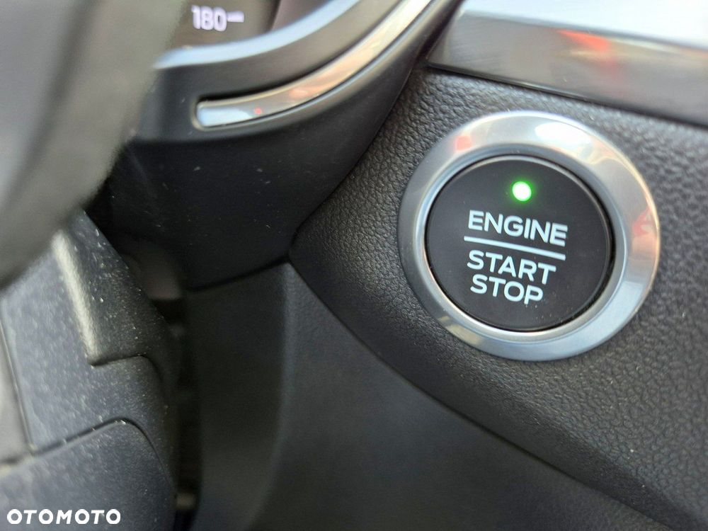 Ford Kuga - 28