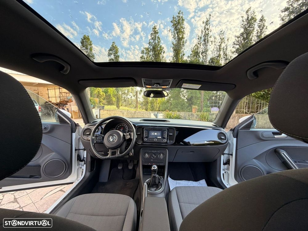 VW New Beetle - 9