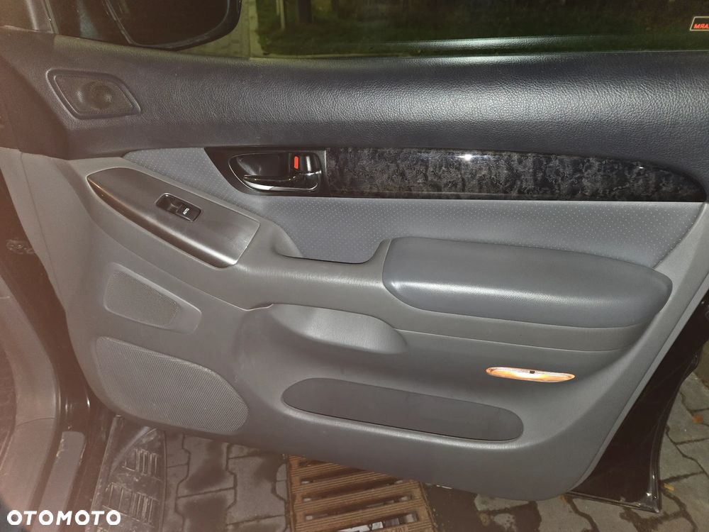 Toyota Land Cruiser 3.0 D Sol Navi Platinium - 20