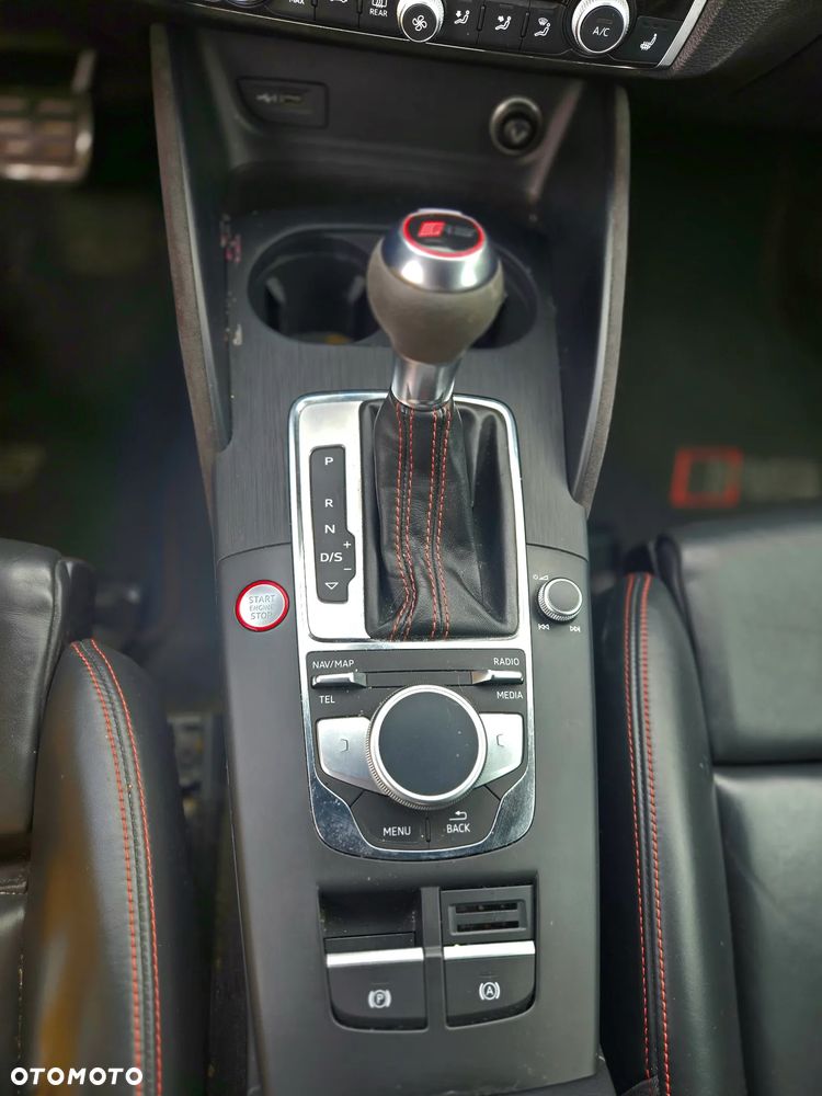 Audi RS3 Sportback - 17