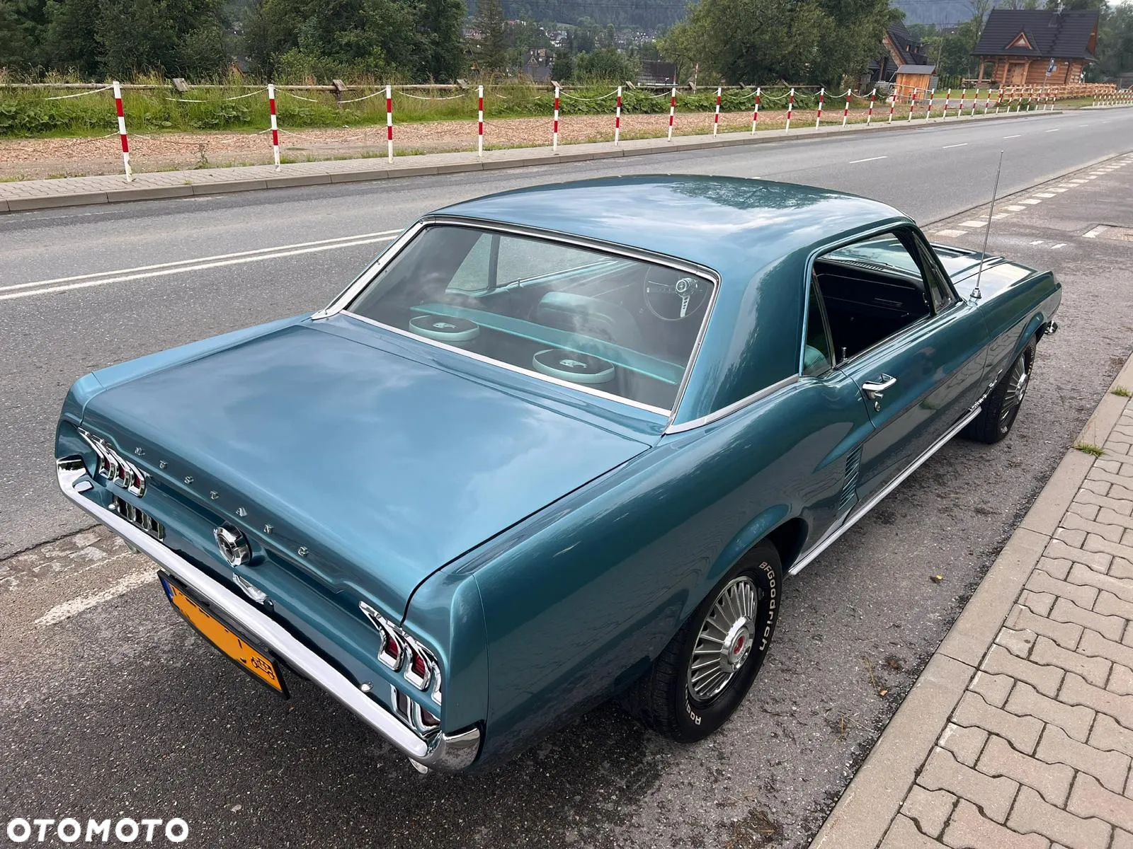 Ford Mustang - 6