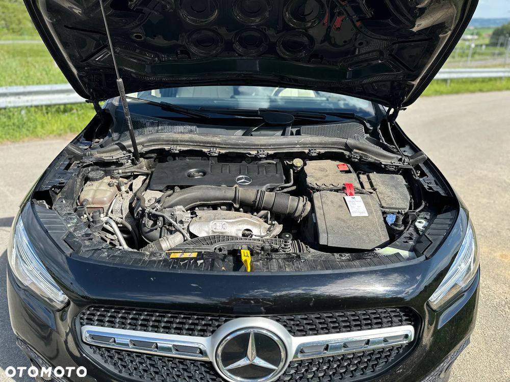 Mercedes-Benz GLA - 20