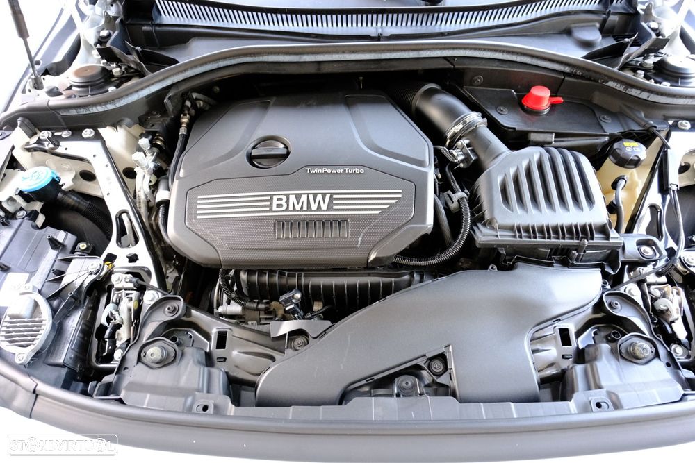 BMW 118 i Pack Desportivo M Auto - 30