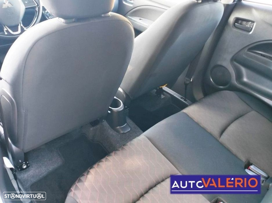 Mitsubishi Space Star 1.2 Intense Connect Edition - 31