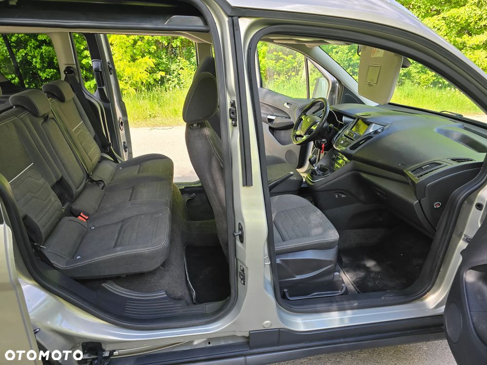 Ford Tourneo Connect 1.5 TDCi Start-Stop Titanium - 21
