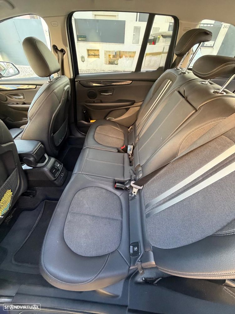 BMW 216 Gran Tourer d Line Sport — fotografia 7