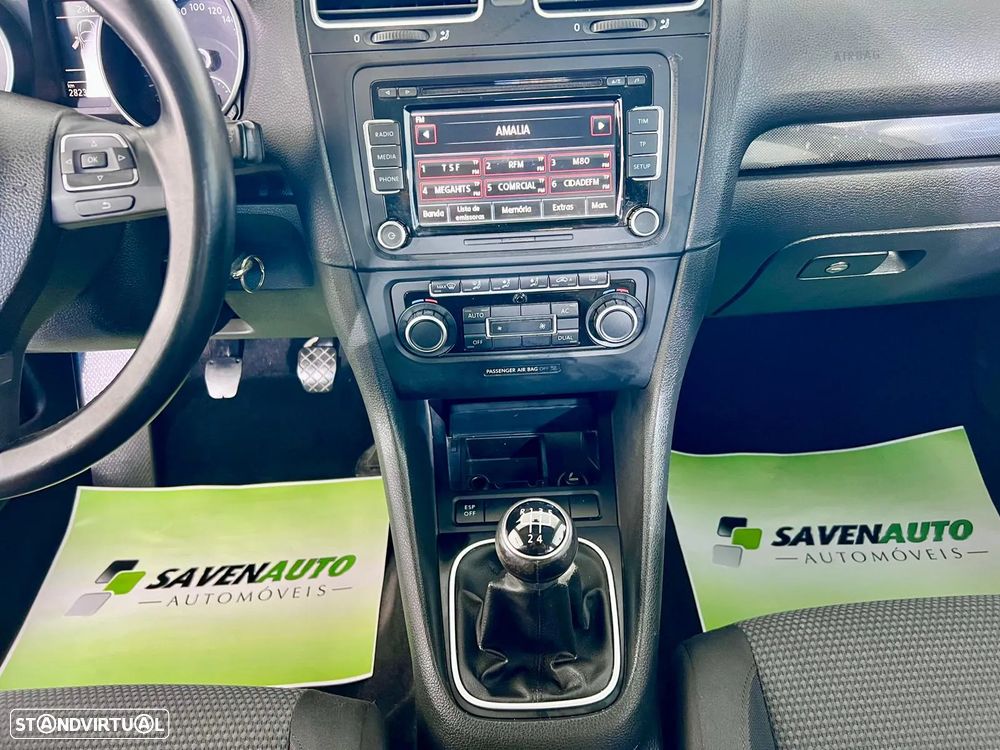 VW Golf Variant 1.6 TDi Confortline - 21