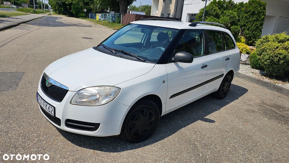 Skoda Fabia 1.2 HTP Ambiente - 8
