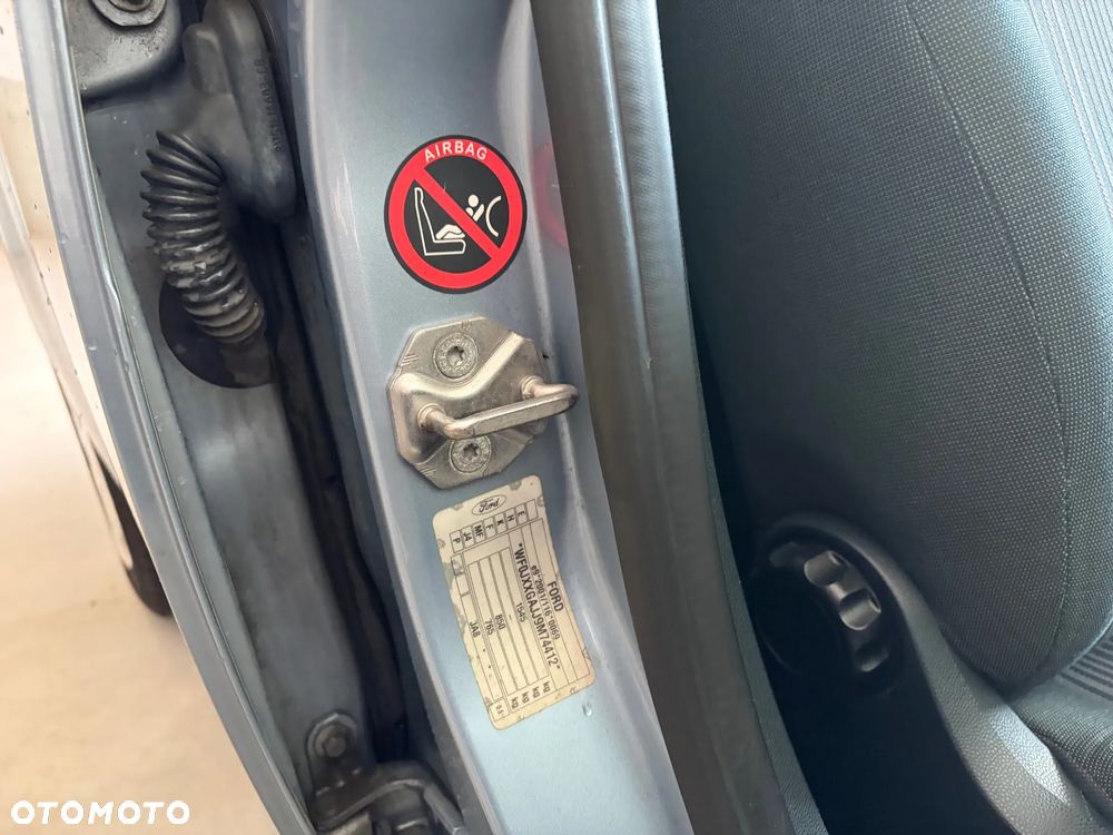 Ford Fiesta 1.6 TDCi Econetic - 12