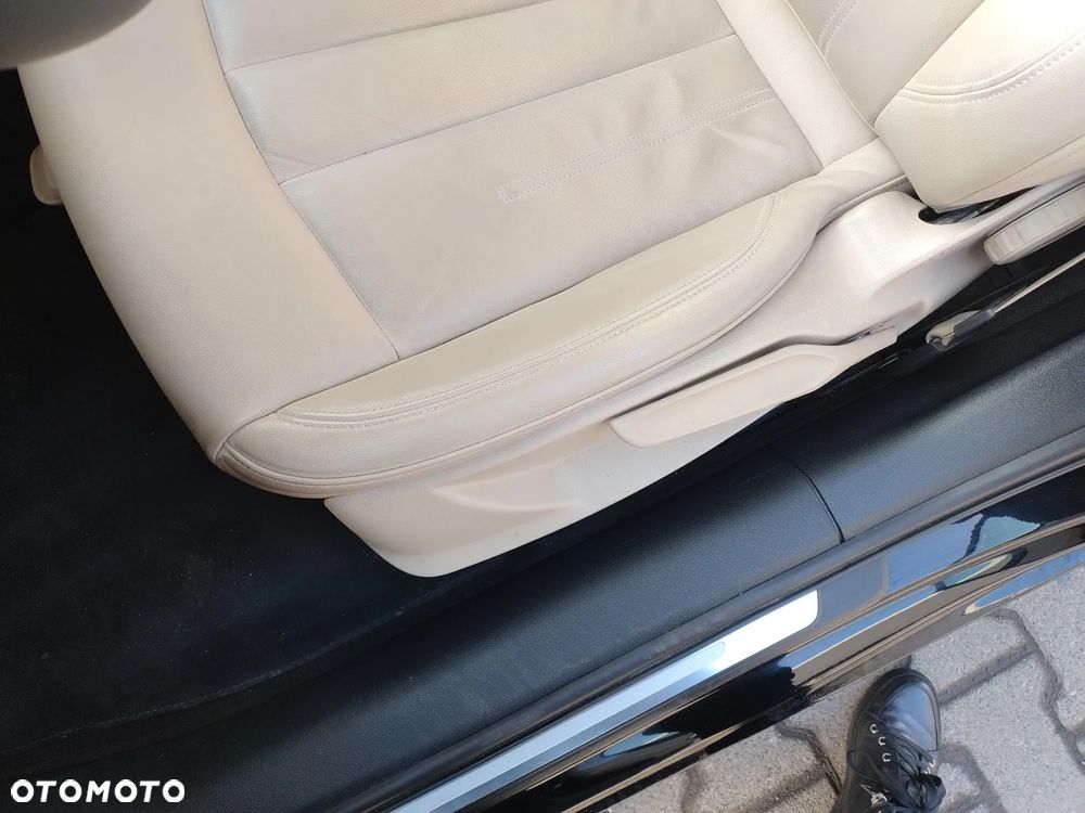 Audi A4 Limousine - 14