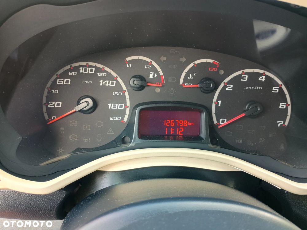 Ford KA 1.2 Tattoo - 12