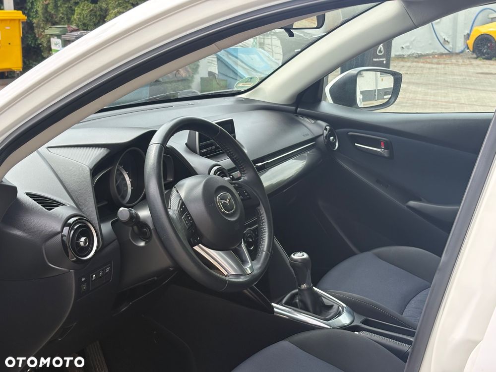 Mazda 2 SKYACTIV-G 90 Homura - 9