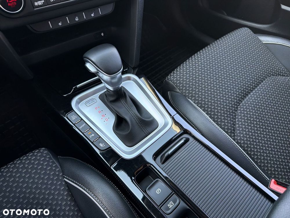Kia Ceed 1.6 GDI PHEV L Business Line DCT - 20