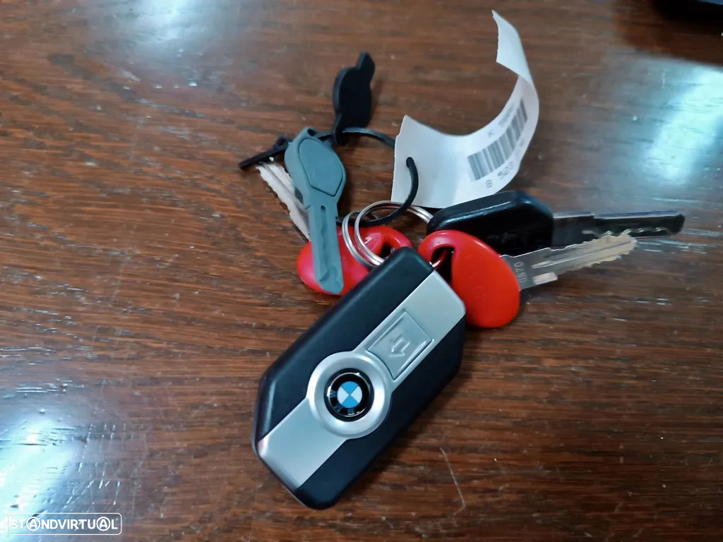 BMW F 900 XR 3 Malas SHAD - 53
