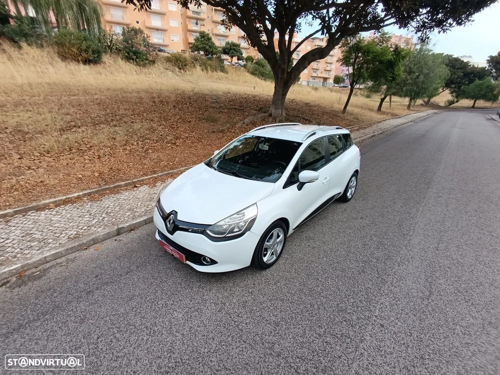 Renault Clio Sport Tourer 1.5 dCi Dynamique S - 32