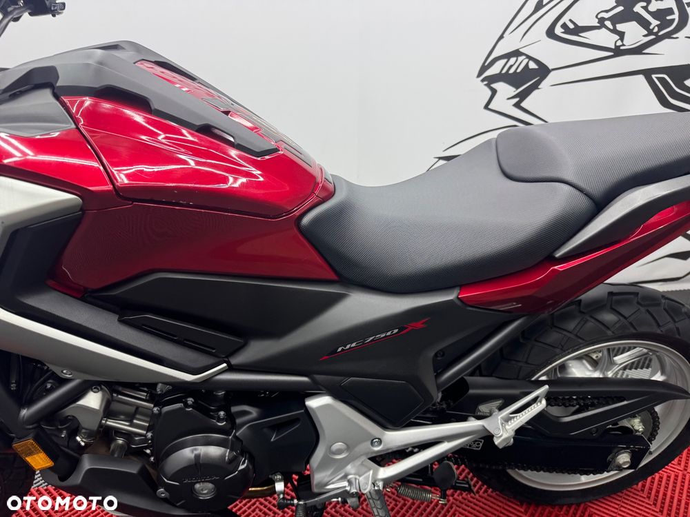 Honda NC - 16