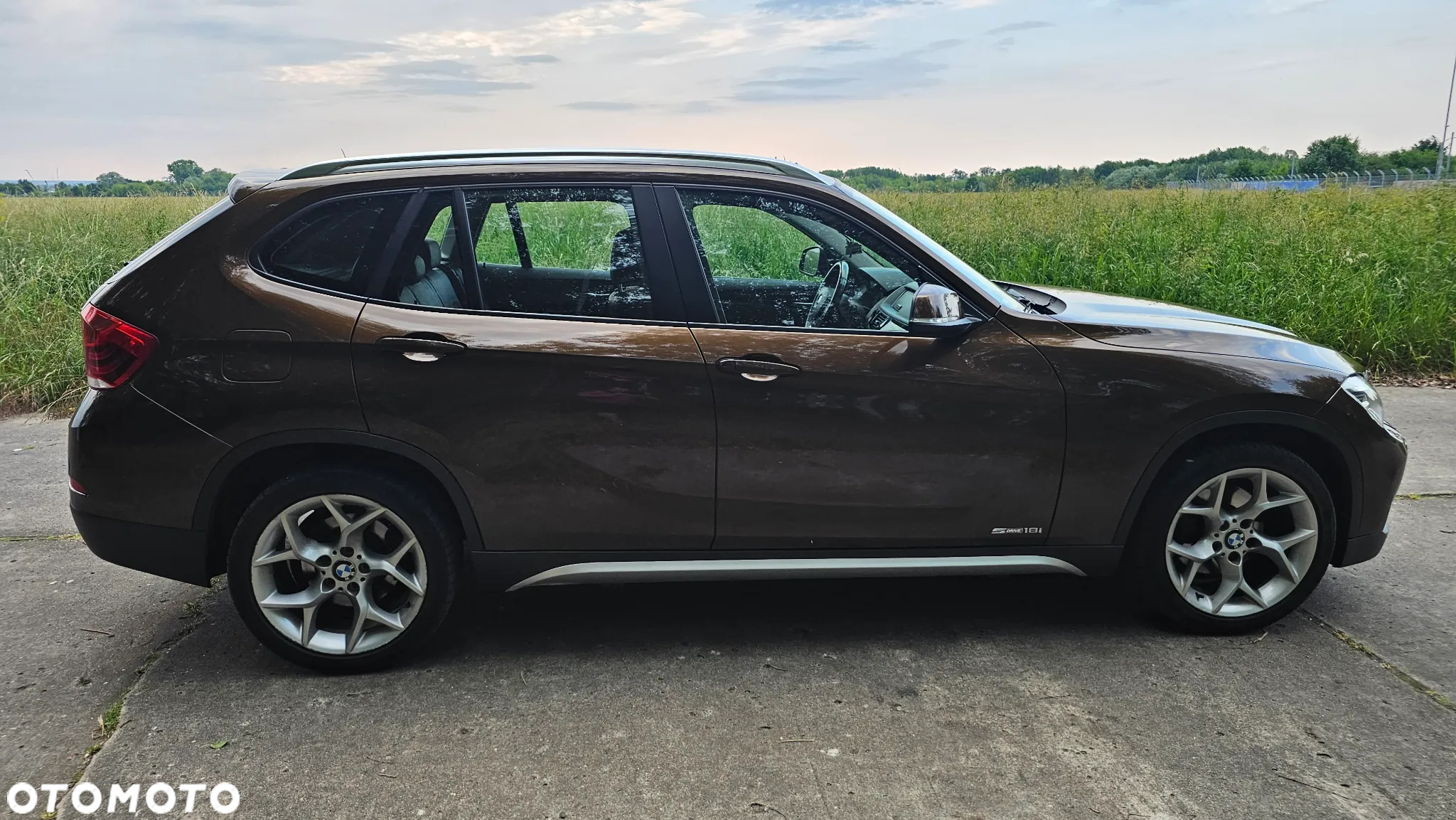 BMW X1 sDrive18i xLine - 8