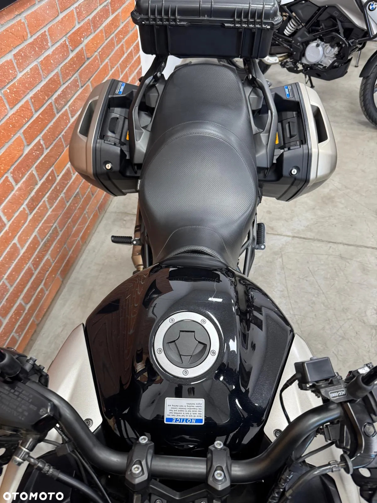 Kawasaki Versys 1000 - 25