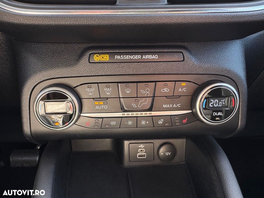 Ford Kuga 2.5 Duratec FHEV AWD Titanium - 11