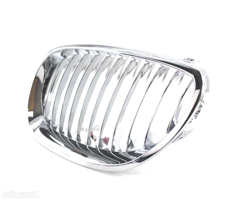 GRELHAS FRONTAIS BMW E60 E61 03-10 CROMADAS - 2