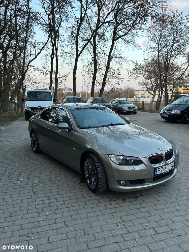 BMW Seria 3 325i xDrive - 1