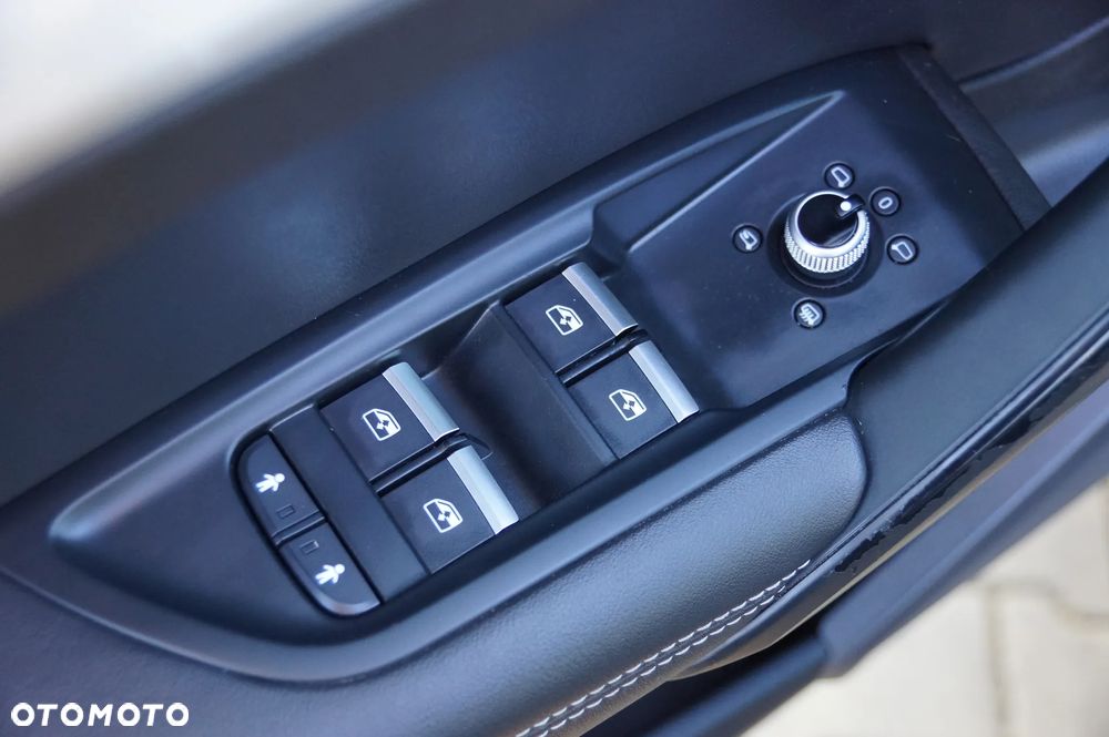 Audi Q5 2.0 TDI Quattro S tronic design - 28