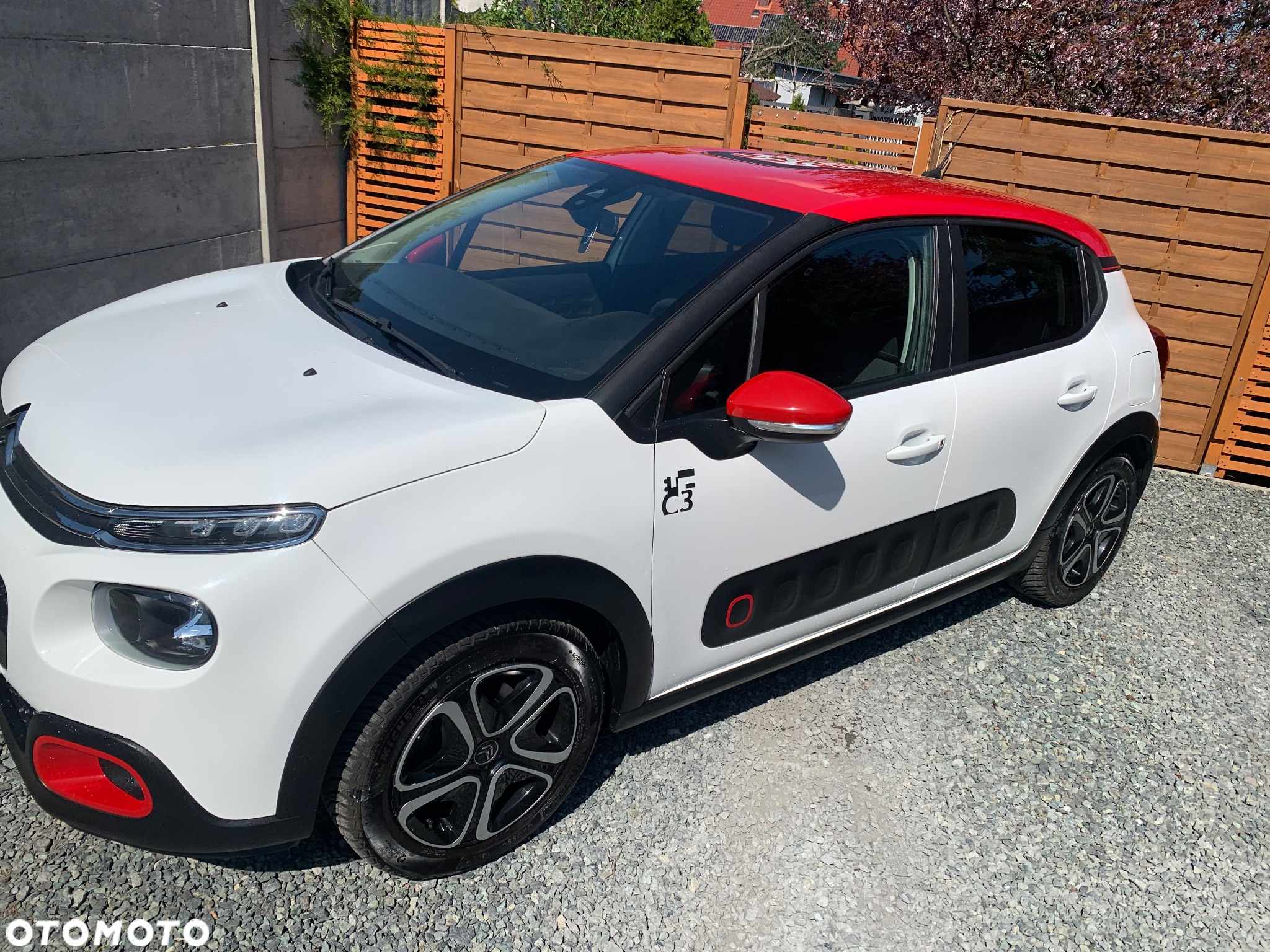 Citroën C3 1.2 PureTech Shine - 8