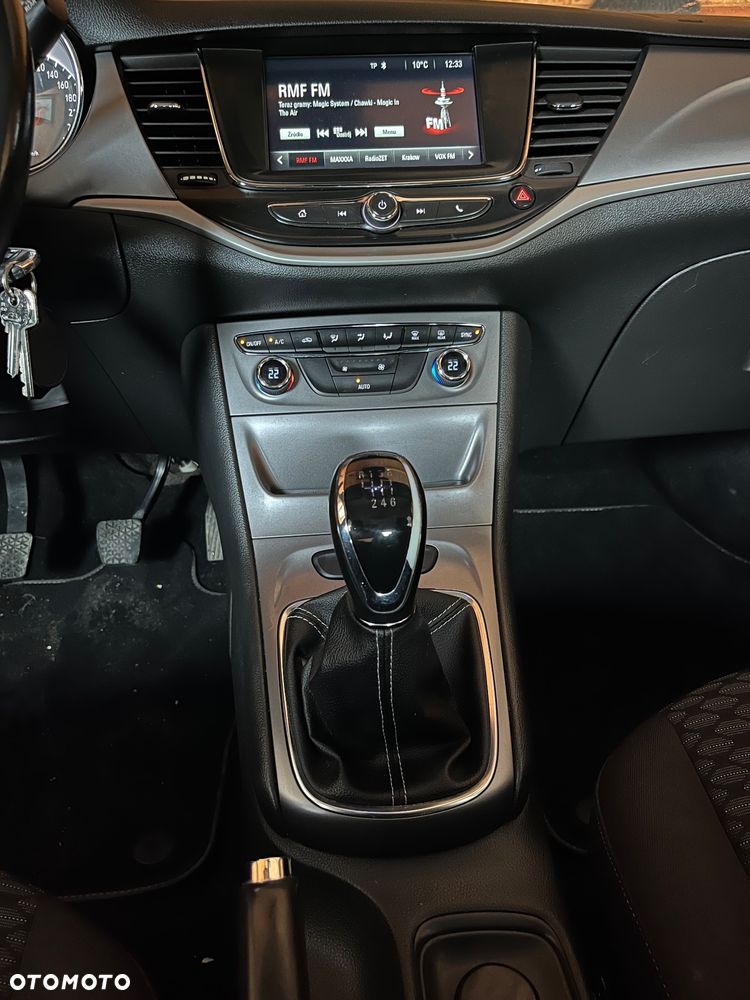 Opel Astra V 1.4 T Enjoy - 15