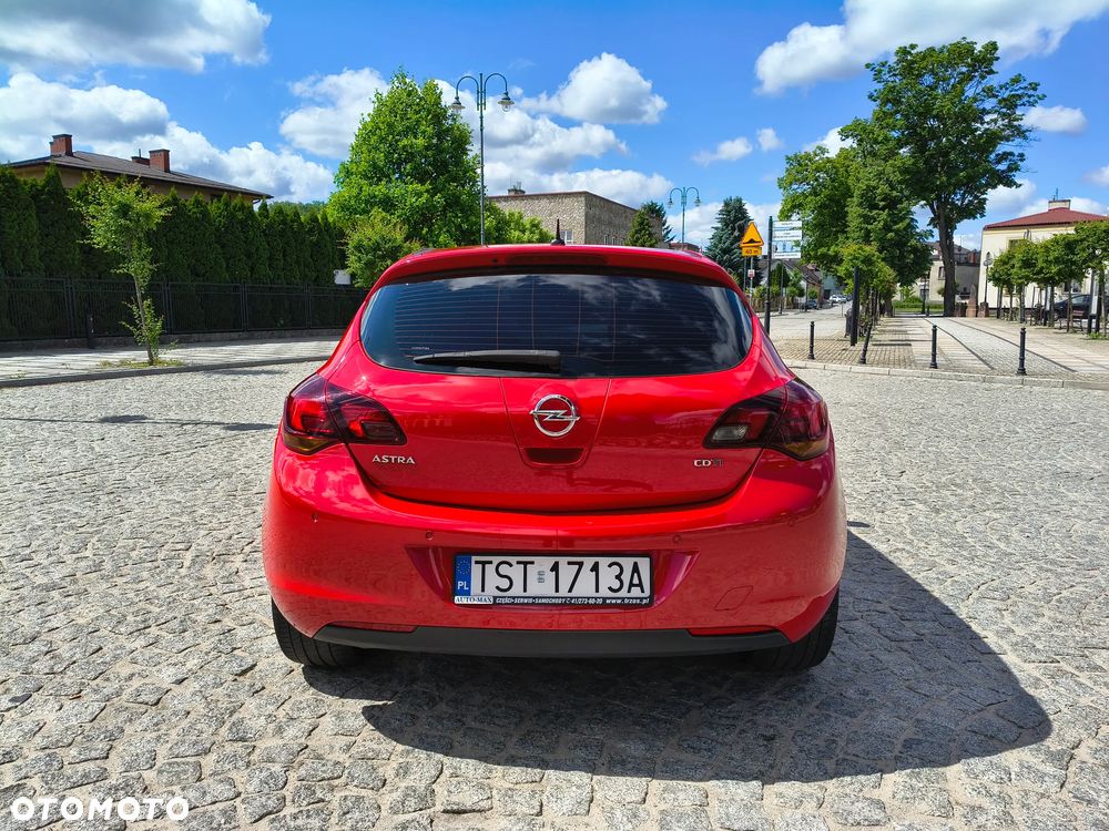 Opel Astra 1.7 CDTI - 10