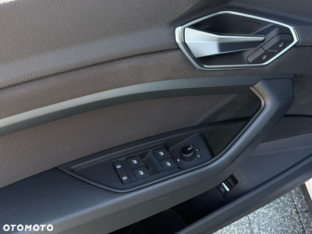 Audi e-tron - 17