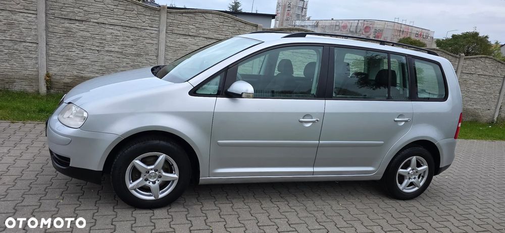 Volkswagen Touran 1.6 Trendline - 5