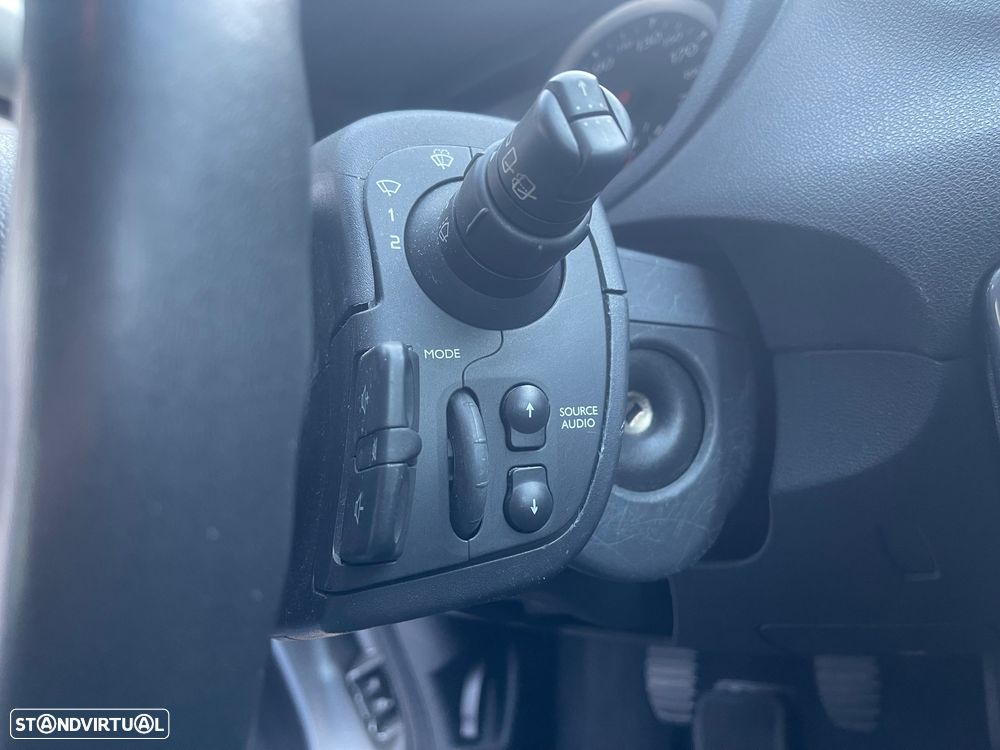 Renault Clio 1.5 dCi 90 FAP Luxe - 9