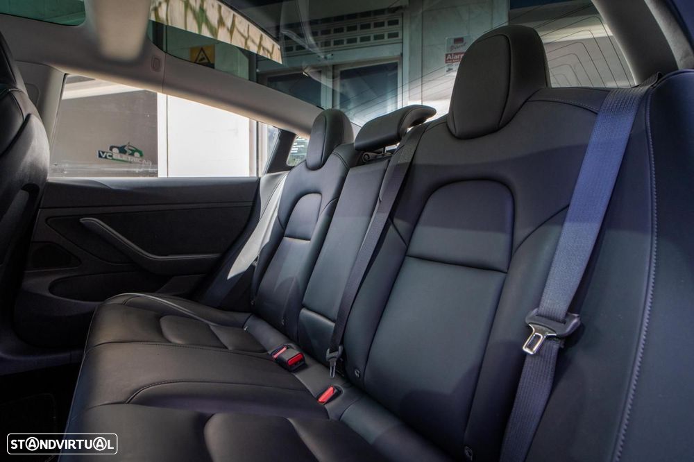 Tesla Model 3 Long-Range Dual Motor AWD - 13