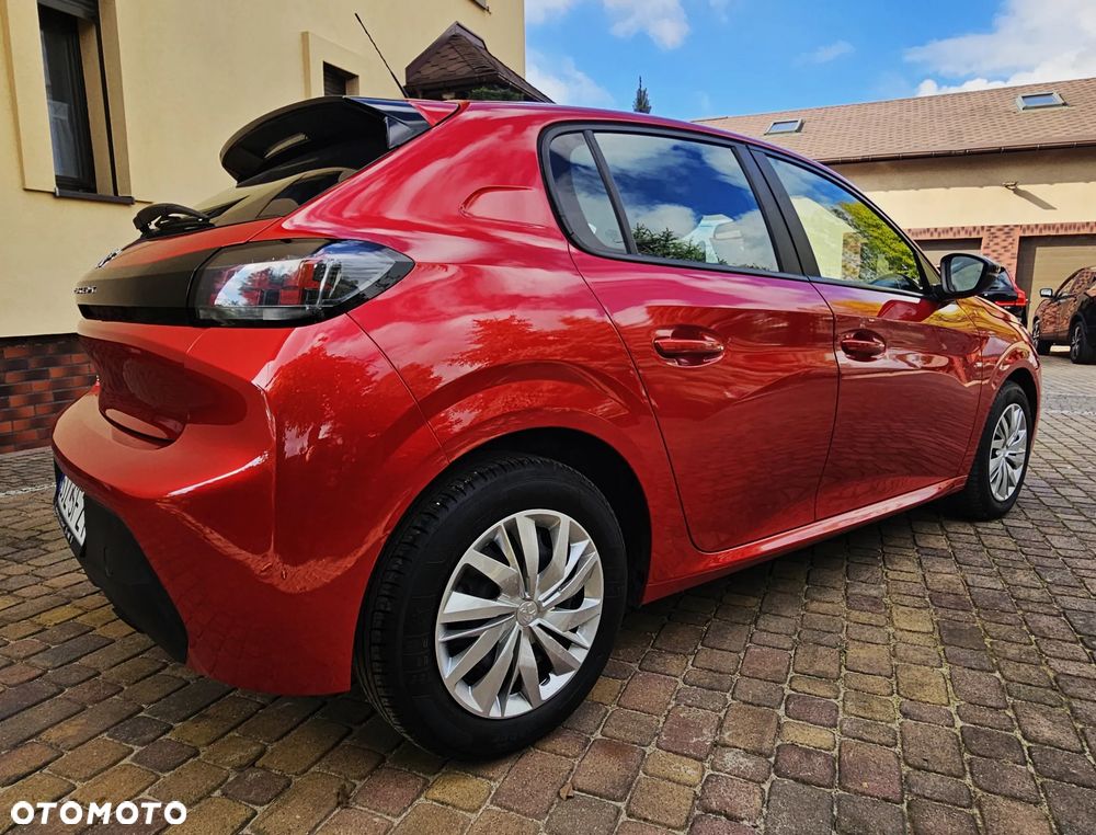 Peugeot 208 - 4