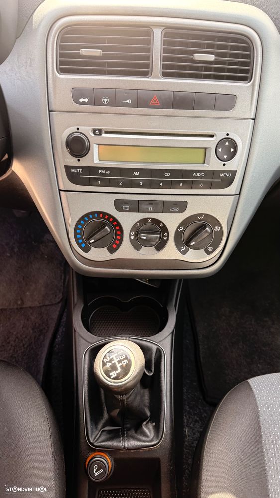 Fiat Grande Punto 1.2 Active - 17