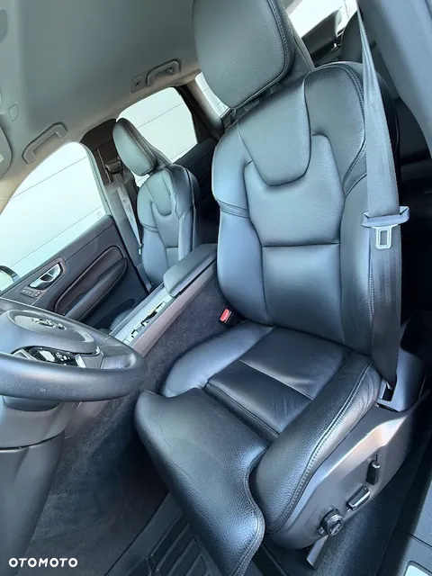 Volvo XC 60 - 4