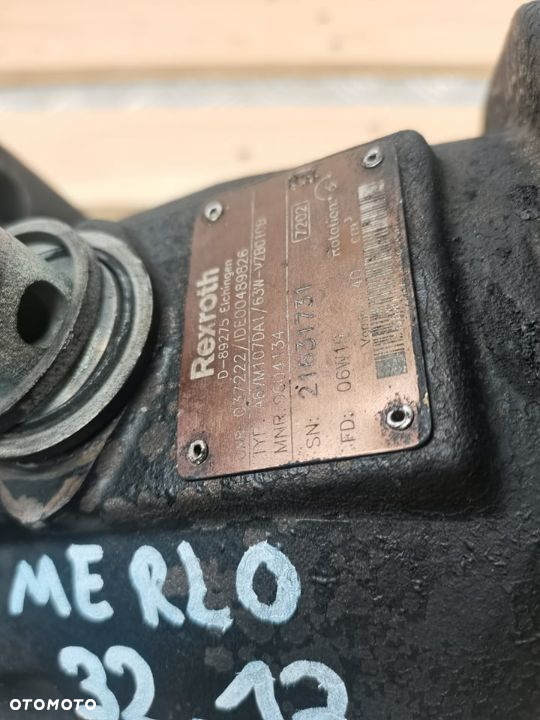 Merlo P 32.12 {Hydromotor Rexroth A6VM107DA1} - 4