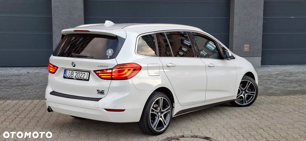 BMW Seria 2 ver-218d-advantage-sport - 11