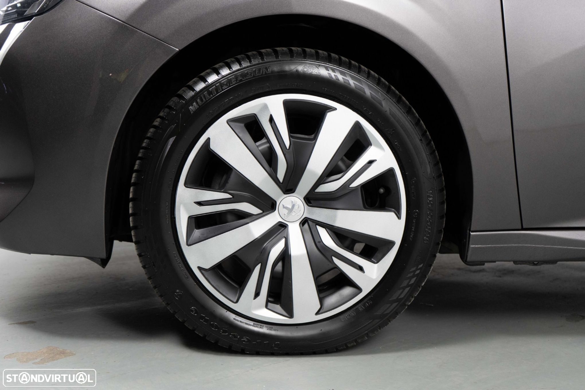 Peugeot 208 1.2 PureTech Active - 17