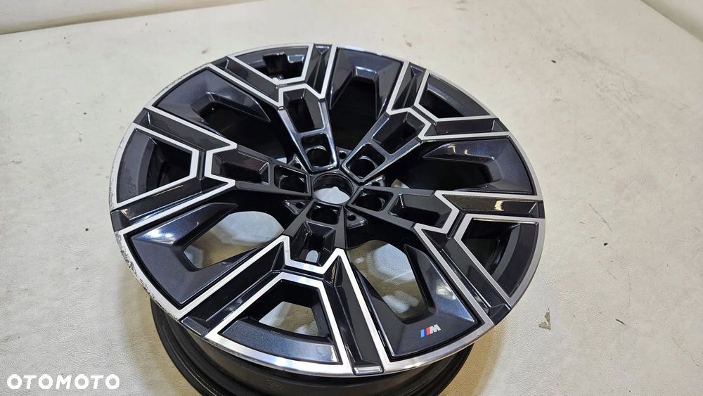 felga bmw i5 g60 8,5x20 5x112 et 28 5a324e8 - 7