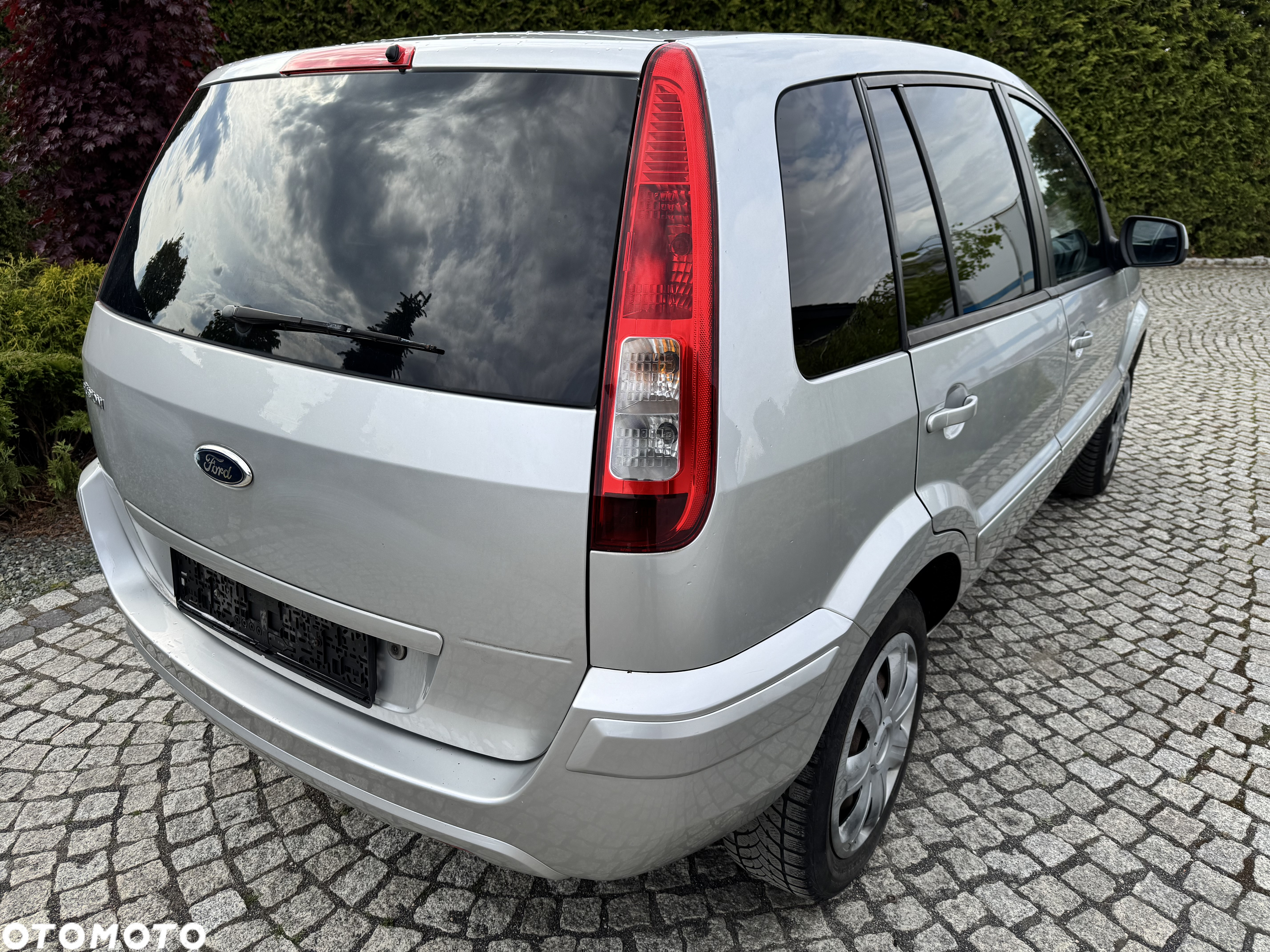 Ford Fusion - 18