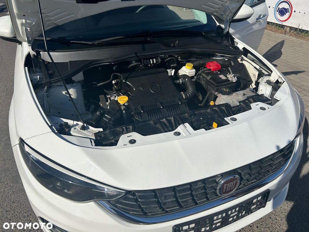 Fiat Tipo - 18