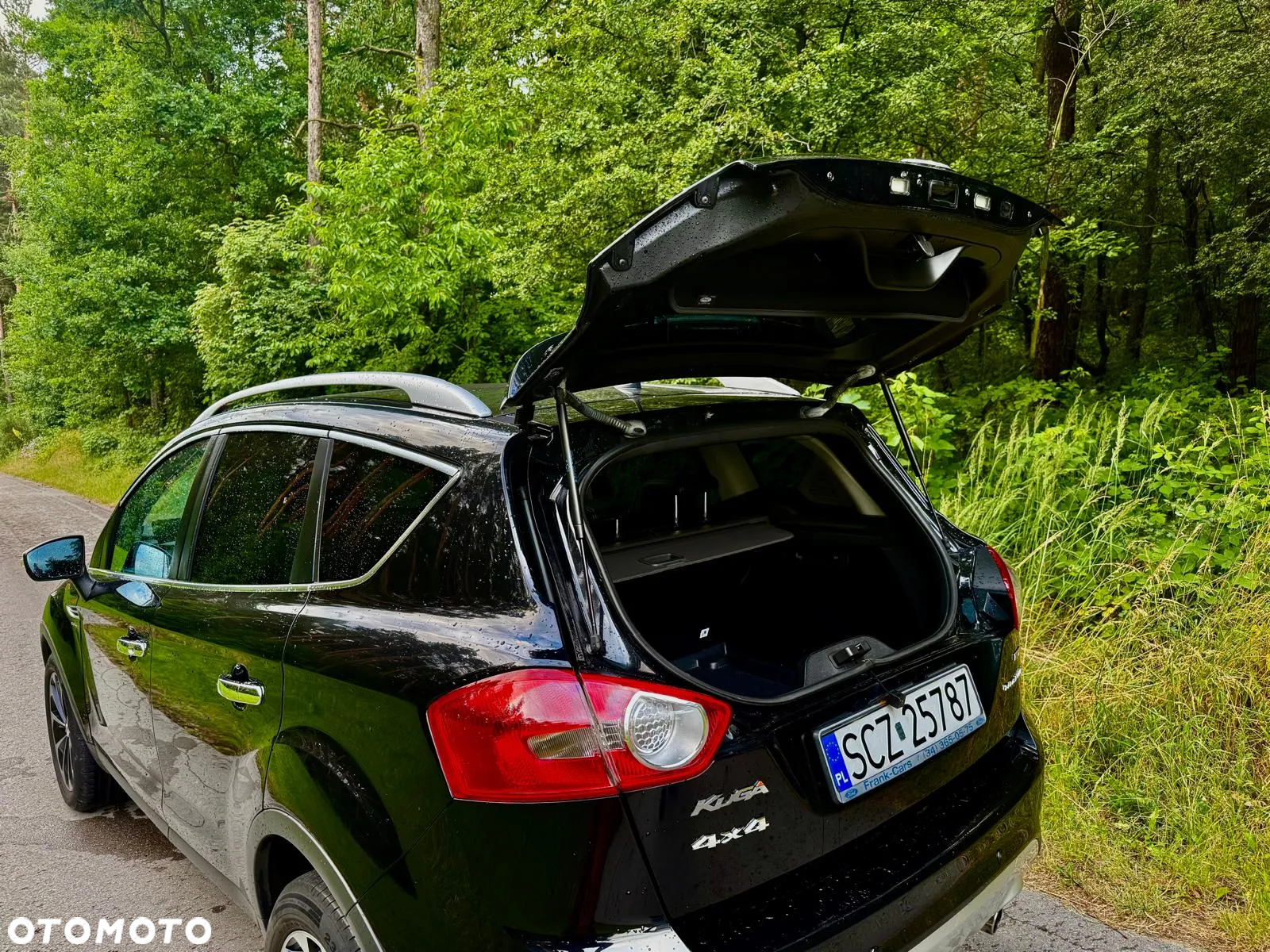 Ford Kuga 2.0 TDCi Titanium FWD - 12