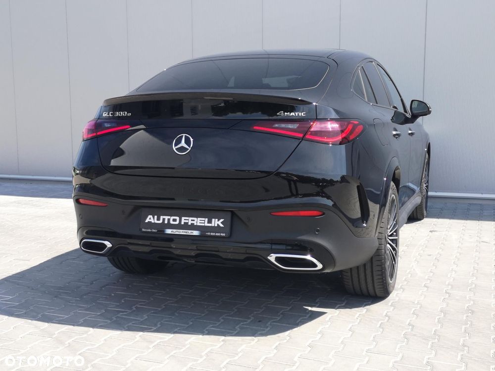 Mercedes-Benz GLC 300 e PHEV 4-Matic AMG Line - 9