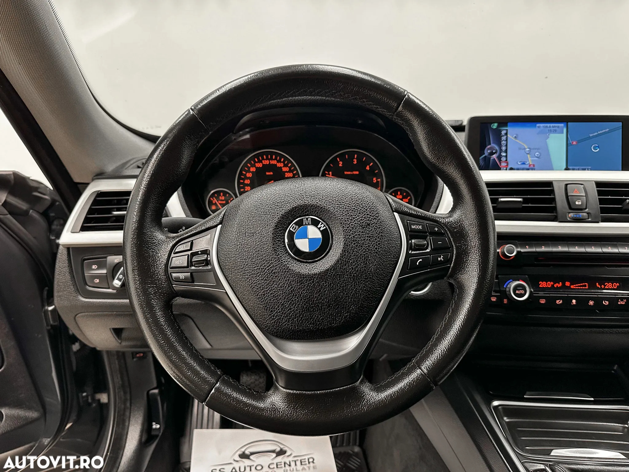 BMW Seria 3 318d GT - 20