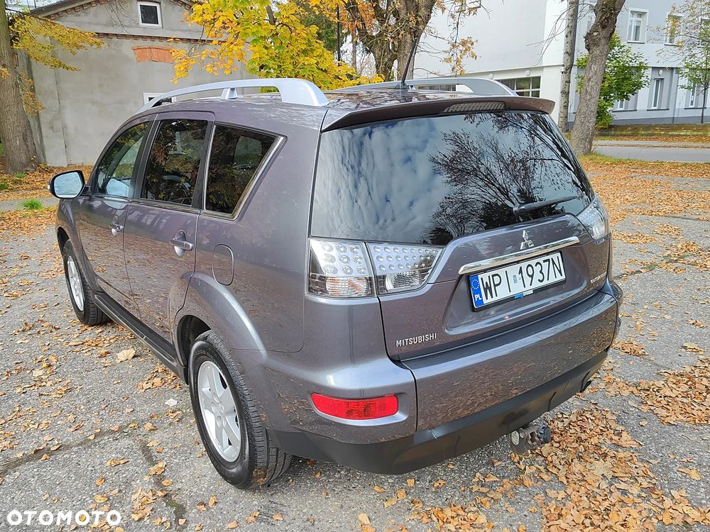 Mitsubishi Outlander 2.0 Intense + NAVI 2WD EU5 - 6