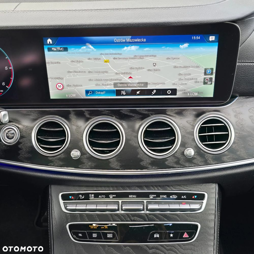 Mercedes-Benz Klasa E 220 d T 9G-TRONIC AMG Line - 27